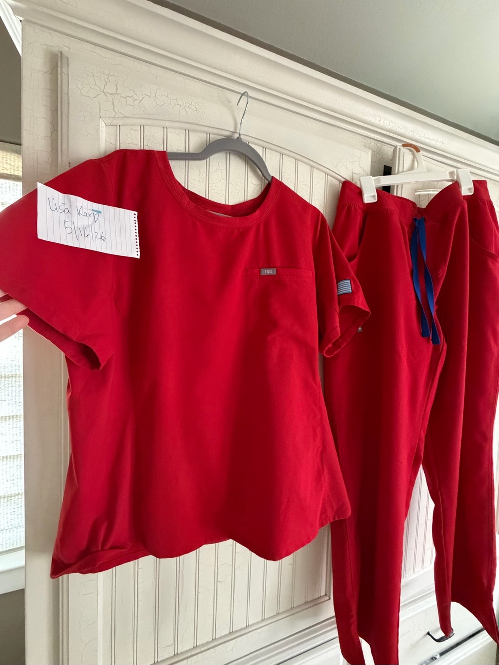 Figs winning red scrub set.XXL crew neck top and LP cargo pants.
